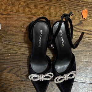 Thompson Elegant Black Heels with Glittering Bow